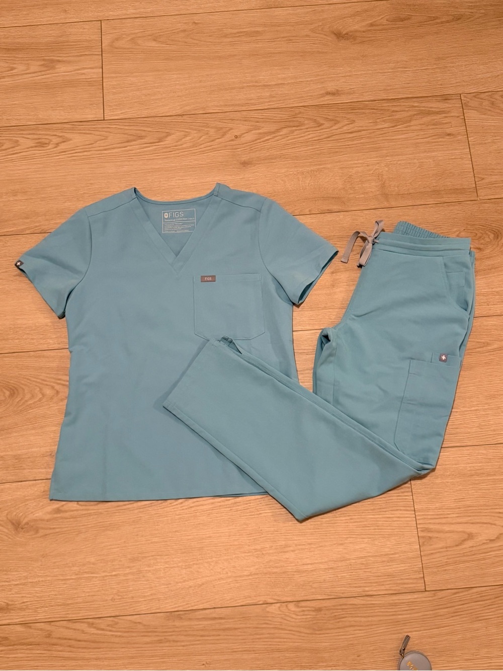FIGS Women’s Teal Blue V-Neck Scrub Top & Pant Set